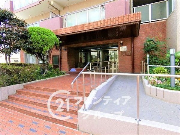 メロディーハイム大日 中古マンション(エントランス)