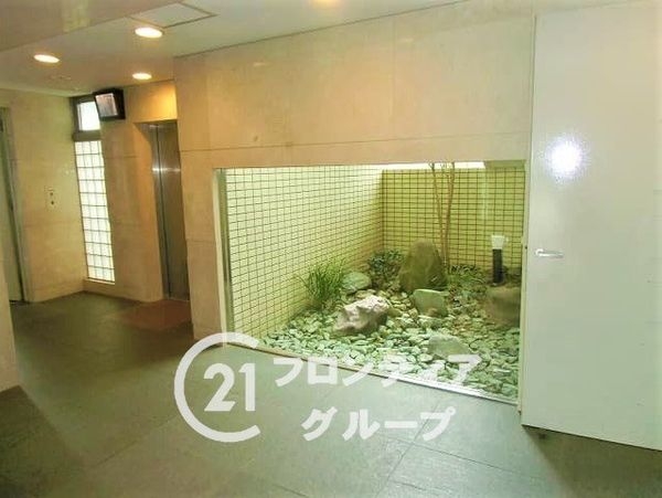 ファミール北大阪下新庄 中古マンション(ロビー)