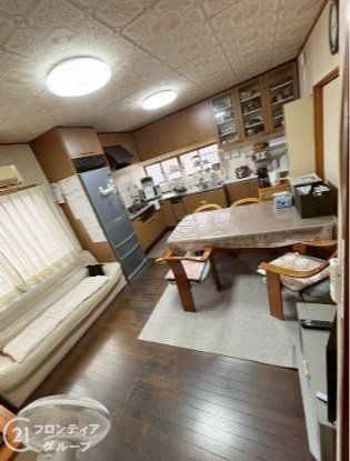 門真市千石東町の中古一戸建て(リビング)