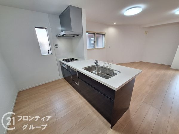 寝屋川市点野５丁目の中古一戸建て