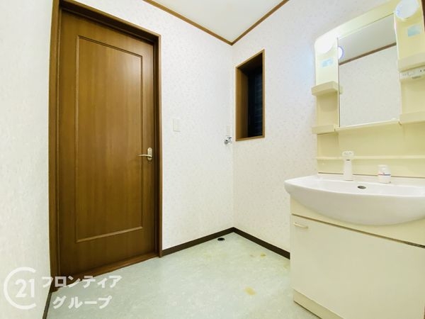 門真市三ツ島４丁目の中古一戸建て