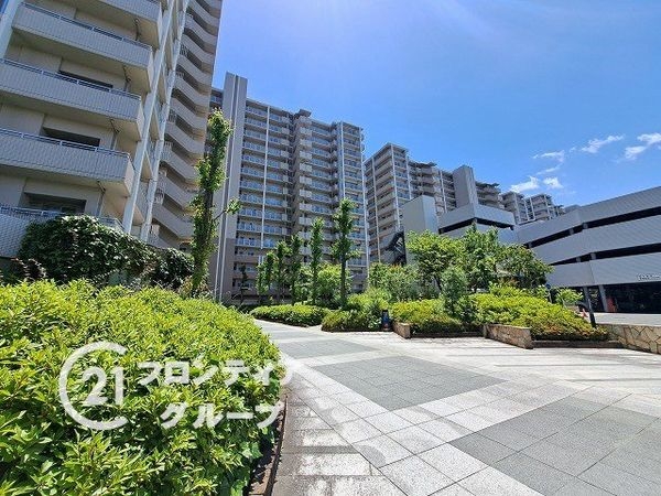 ビープレイスC棟 中古マンション