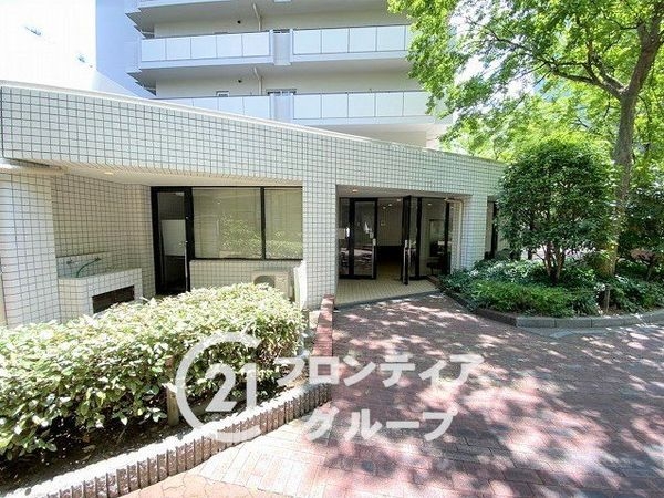 ベル・パークシティＦ棟　中古マンション