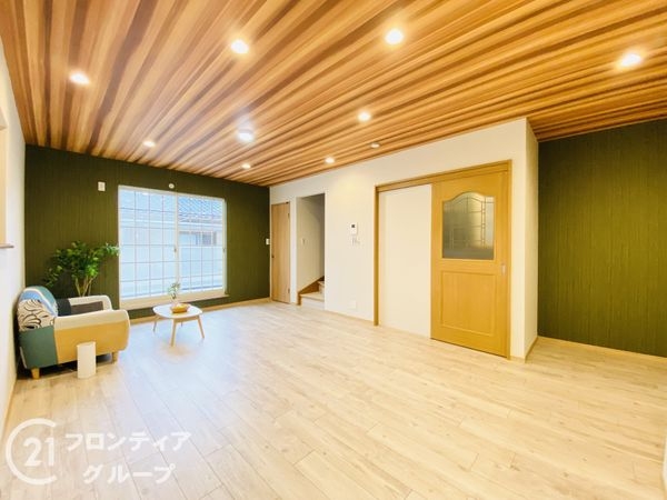 四條畷市岡山２丁目　中古一戸建て