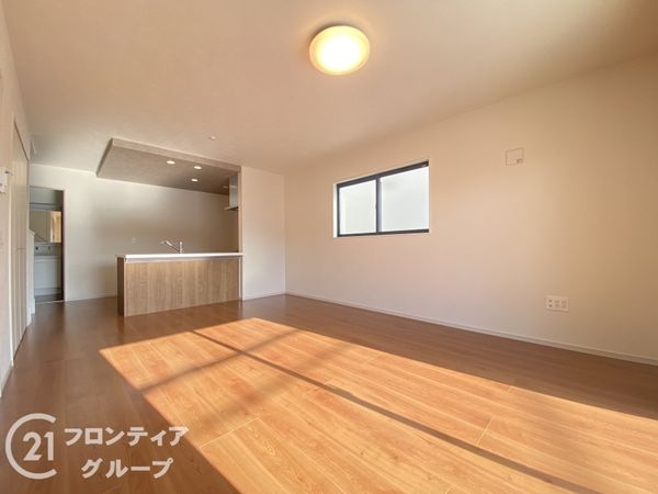 四條畷市二丁通町　新築一戸建て　１期　１号棟