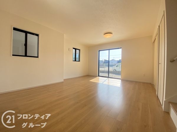 四條畷市二丁通町　新築一戸建て　１期　２号棟