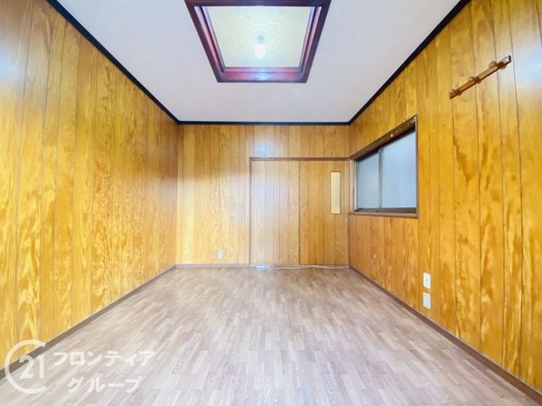 大東市明美の里町の中古一戸建て
