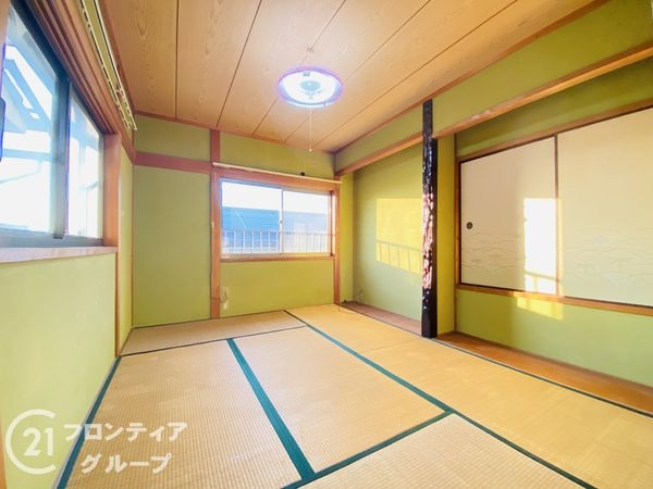大東市明美の里町の中古一戸建て