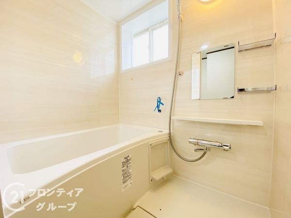 門真市五月田町　中古一戸建て