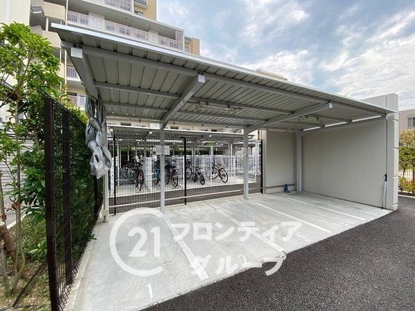 シャリエ門真グランマークス　中古マンション