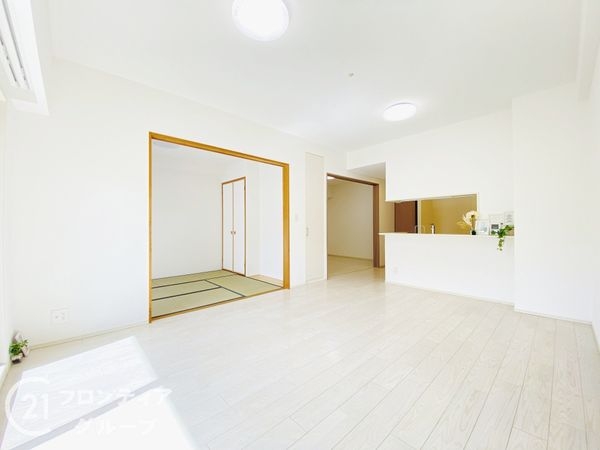 シャリエ門真グランマークス　中古マンション