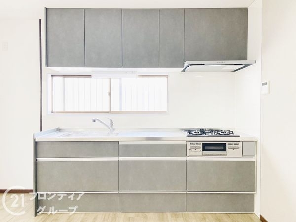 守口市寺方錦通３丁目　中古一戸建て