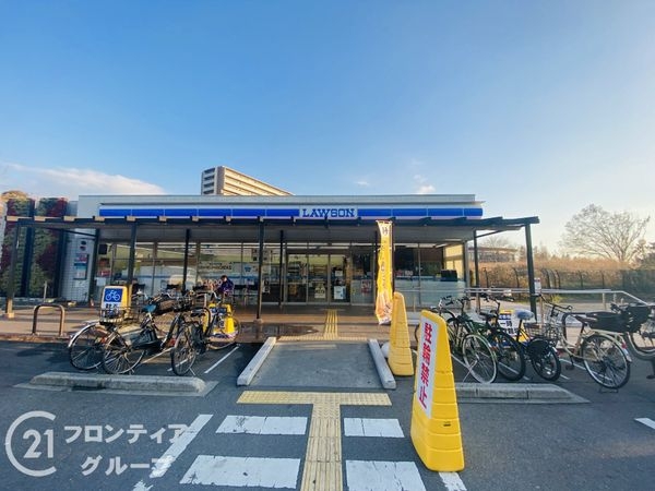 大阪市鶴見区諸口６丁目の中古一戸建て(ローソン鶴見緑地駅前店)