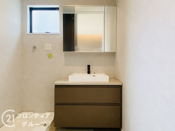 大阪市鶴見区緑３丁目　新築一戸建て