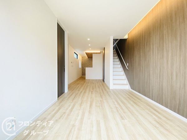 大阪市鶴見区緑３丁目　新築一戸建て