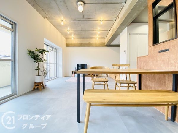 シャトーサンパークスクエア　中古マンション