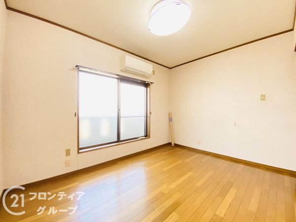 門真市深田町の中古一戸建て