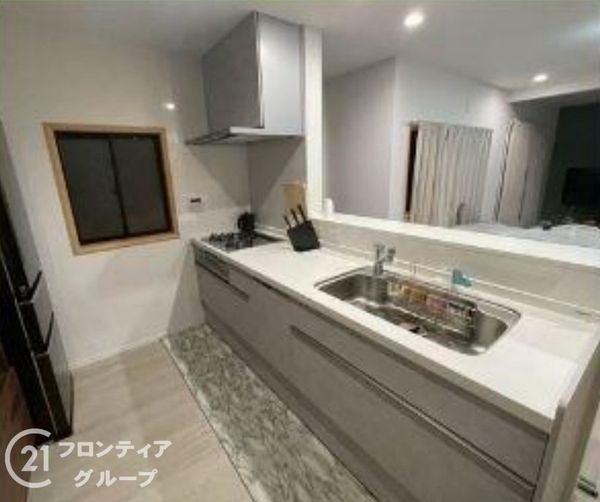 大阪市鶴見区中茶屋1丁目　中古一戸建て