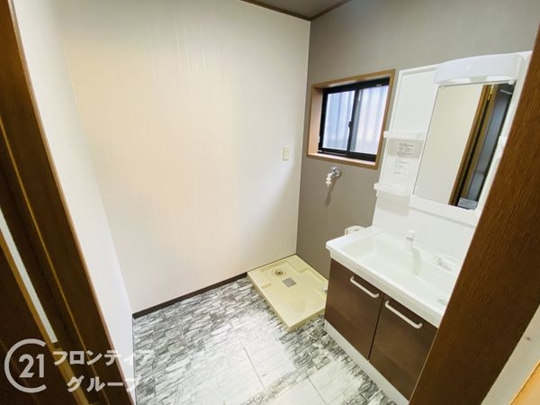 門真市野里町の中古一戸建て