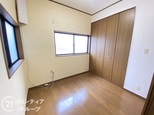 門真市野里町の中古一戸建て