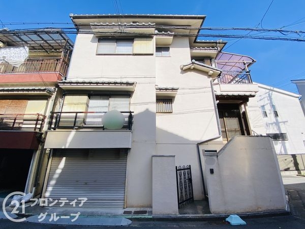 大東市灰塚１丁目　中古一戸建て