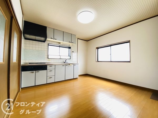 門真市島頭２丁目　中古一戸建て