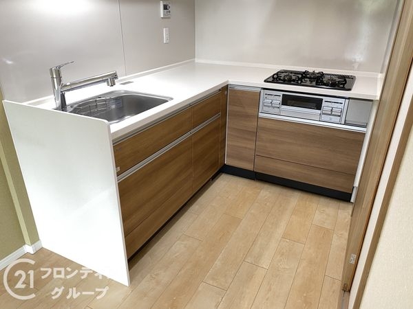 コスモシティ森林公園弐番館　中古マンション