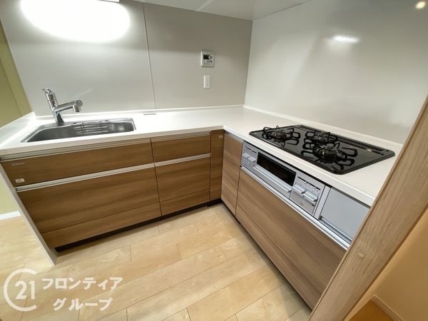 コスモシティ森林公園弐番館　中古マンション