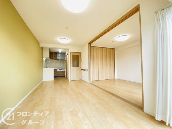 コスモシティ森林公園弐番館　中古マンション