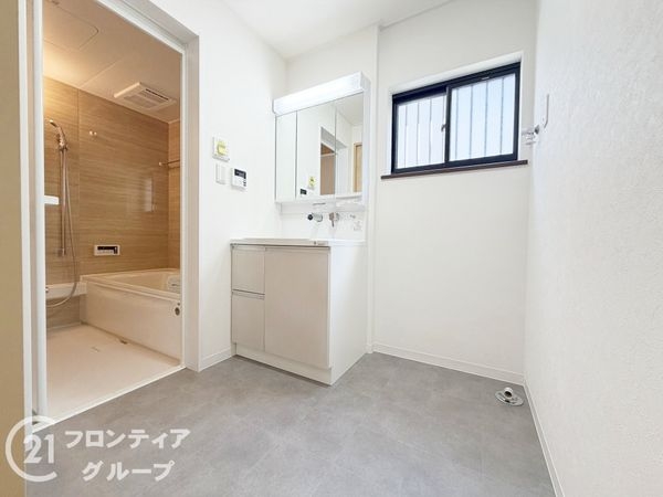 門真市上野口町の中古一戸建て