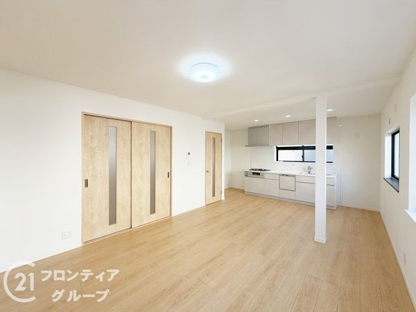 門真市上野口町の中古一戸建て