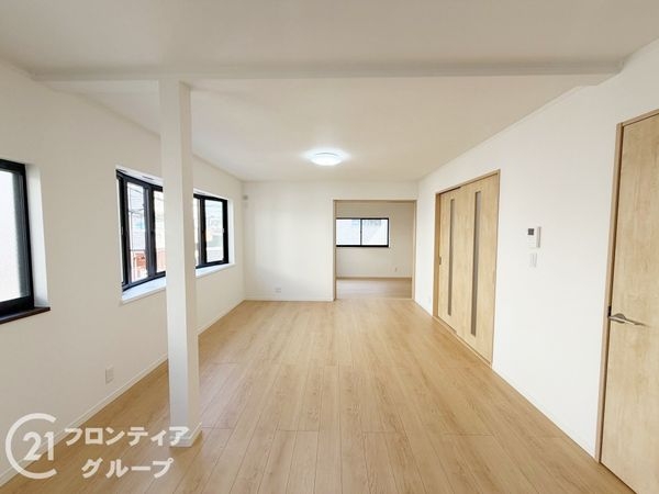 門真市上野口町の中古一戸建て