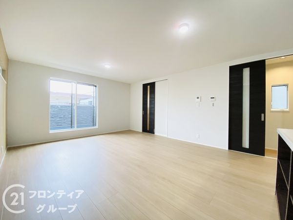 守口市西郷通１丁目　新築一戸建て