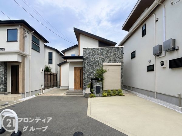 四條畷市岡山２丁目　中古一戸建て