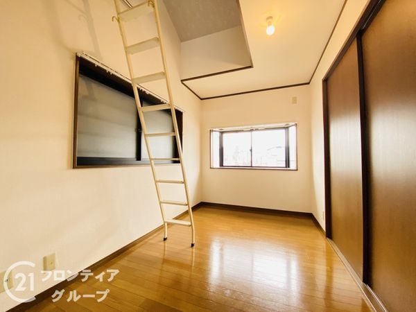 大東市三箇２丁目の中古一戸建て
