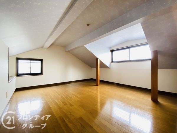大東市三箇２丁目の中古一戸建て