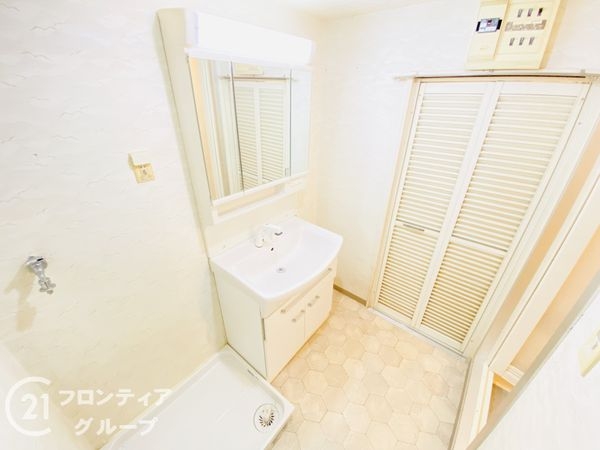 ファミ－ルハイツ城東Ｂ棟　中古マンション