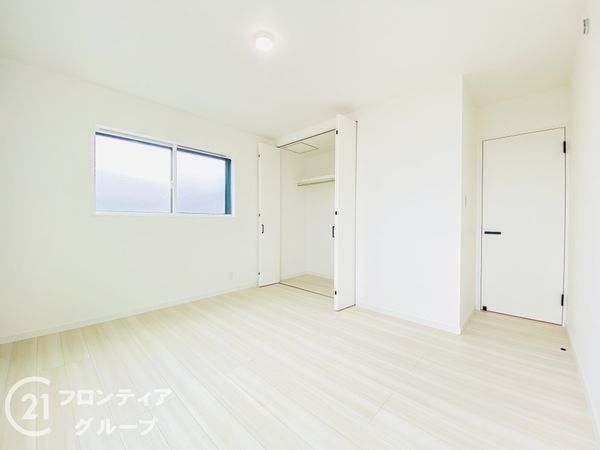 守口市寺方元町１丁目　新築一戸建て