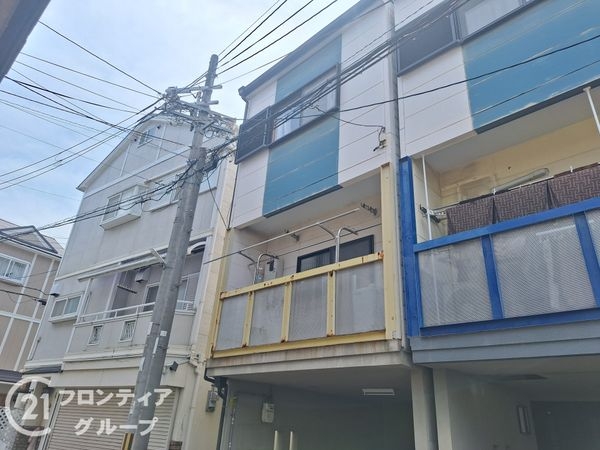 門真市巣本町の中古一戸建て