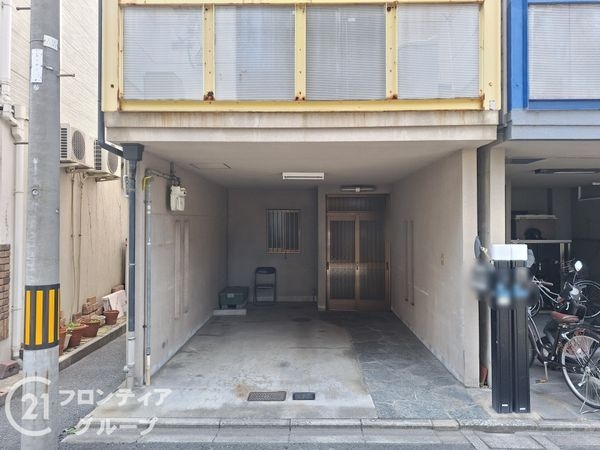 門真市巣本町　中古一戸建て