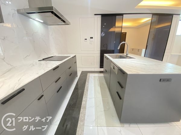 大阪市旭区大宮１丁目　中古一戸建て