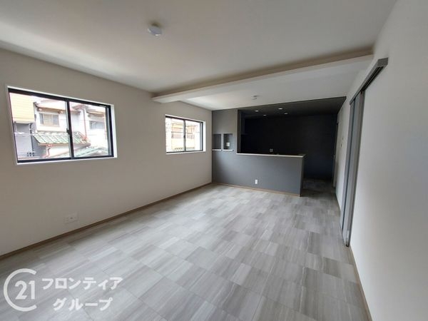 大東市平野屋２丁目　新築一戸建て