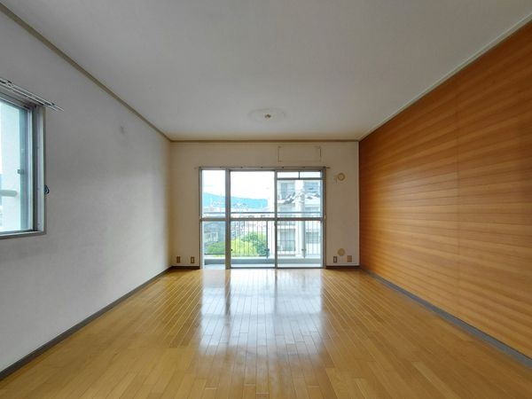 住道駅前住宅３１号棟　中古マンション