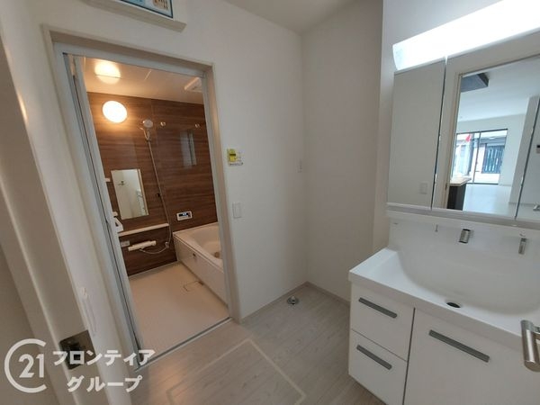 四條畷市中野本町　新築一戸建て　１期　全１区画