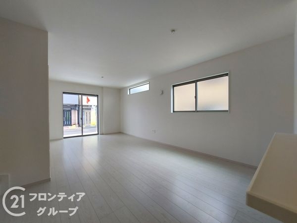 四條畷市中野本町　新築一戸建て　１期　全１区画