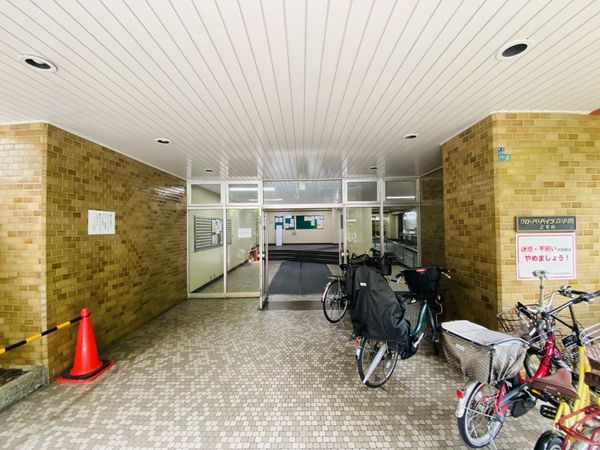 クローバーハイツ森小路２号棟　中古マンション