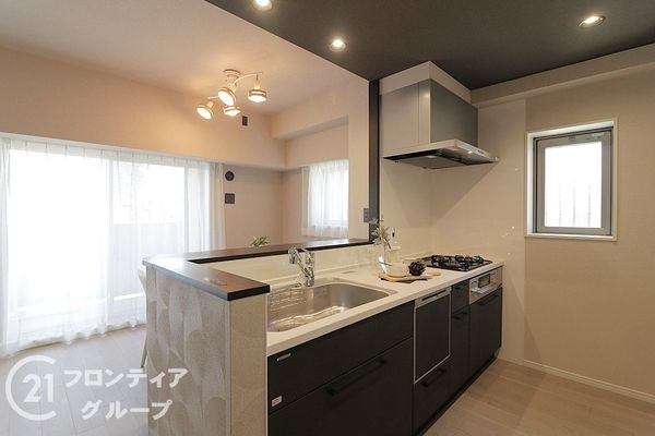 イニシア鶴見パークウエスト　中古マンション