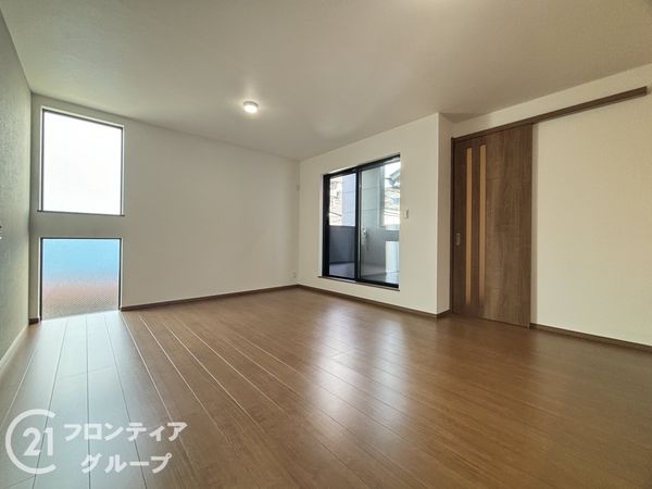守口市佐太中町４丁目　新築一戸建て