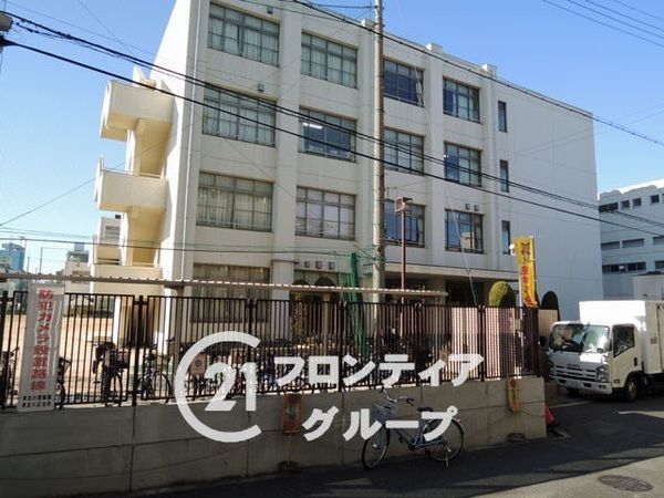 エバーグリーン淀川４号館　中古マンション(大阪市立柴島中学校)