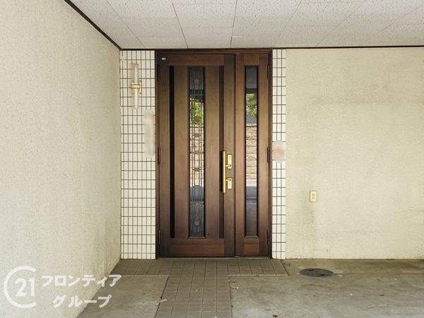 大東市新田東本町　中古一戸建て